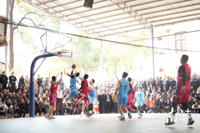 “贺岁杯”篮球赛。 图片