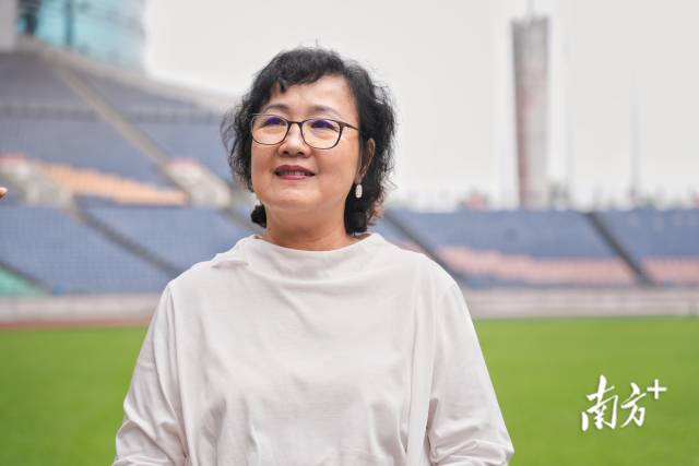 邝丹妮因设计九运会会徽获奖无数。